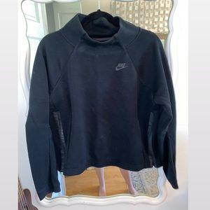 Nike sweatshirt